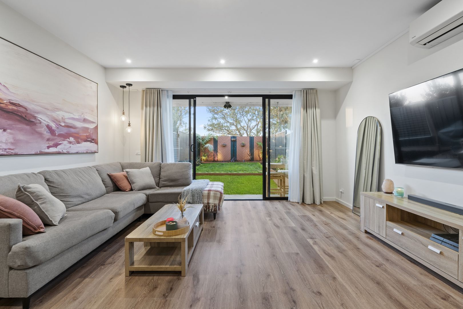 5/48 Evolve Esplanade, Wollert VIC 3750, Image 2