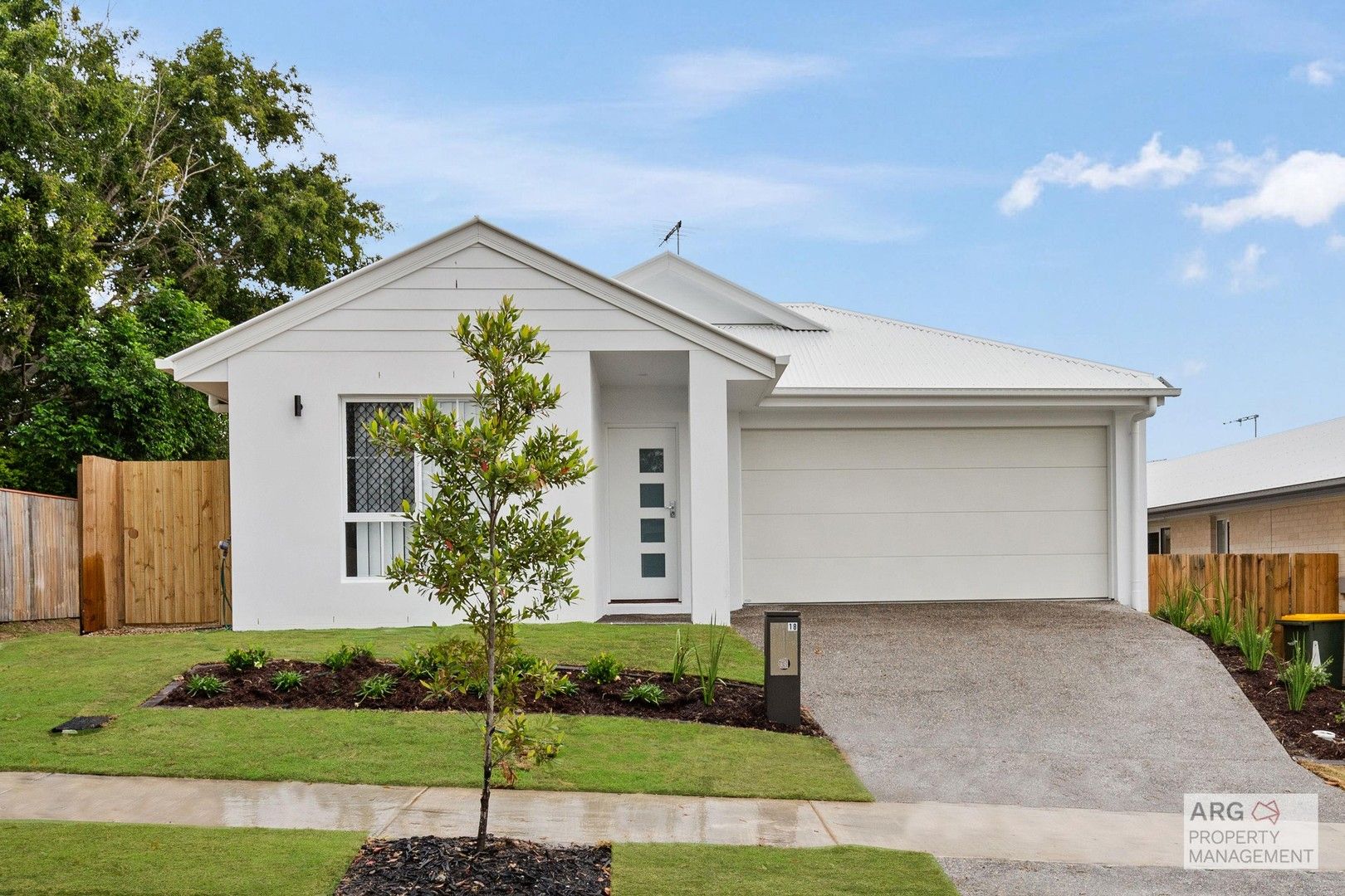 3 bedrooms House in 18 Robin Street MORAYFIELD QLD, 4506