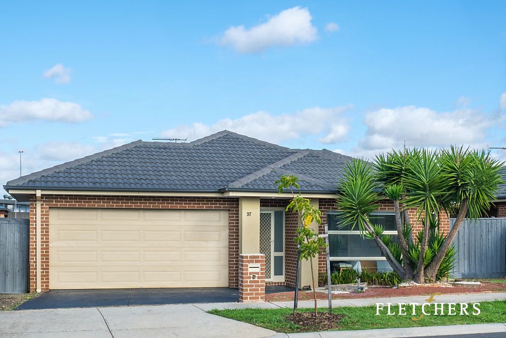 37 Oakpark Drive, Harkness VIC 3337, Image 0