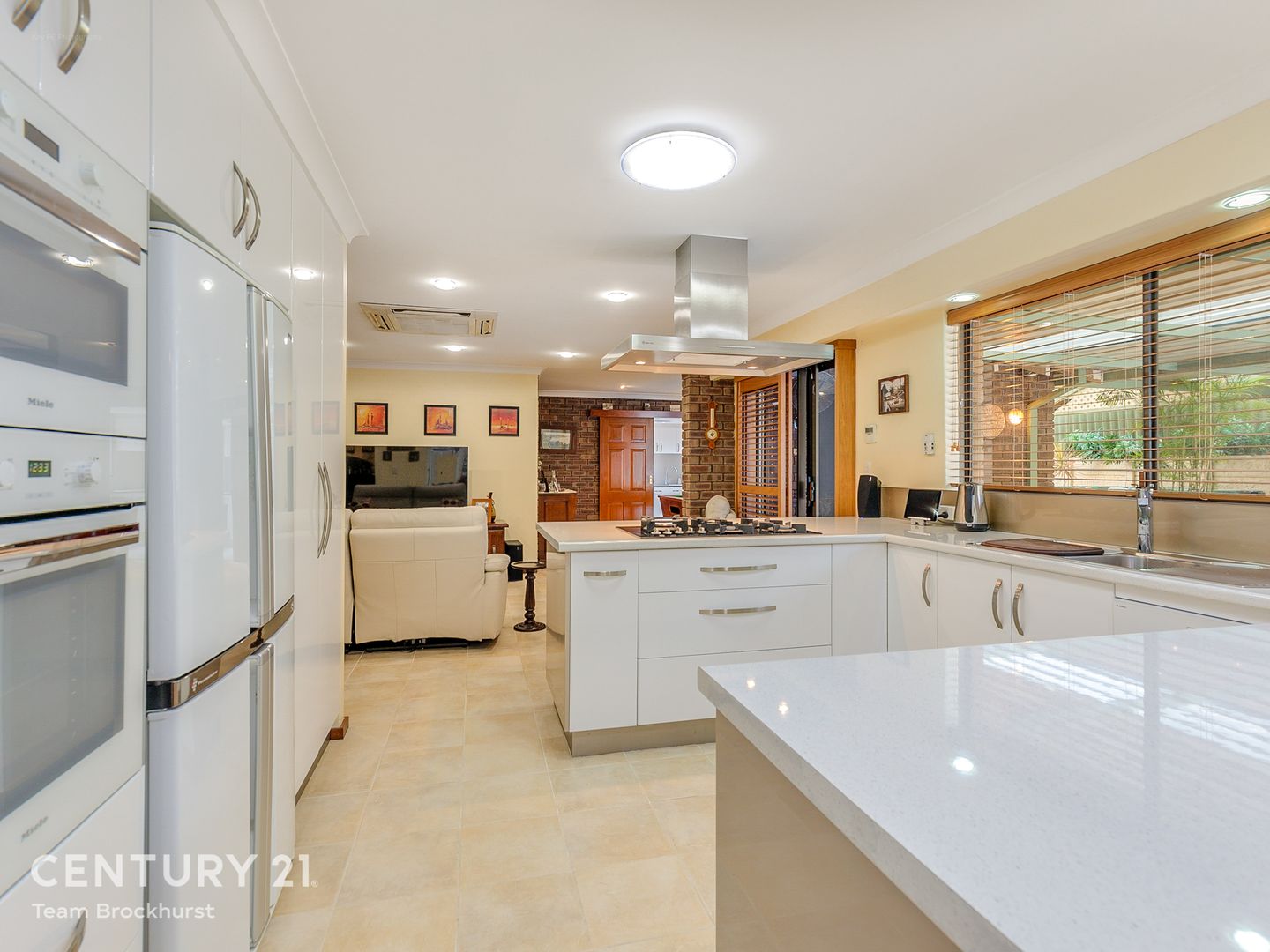 19 Sellenger Avenue, Samson WA 6163, Image 1