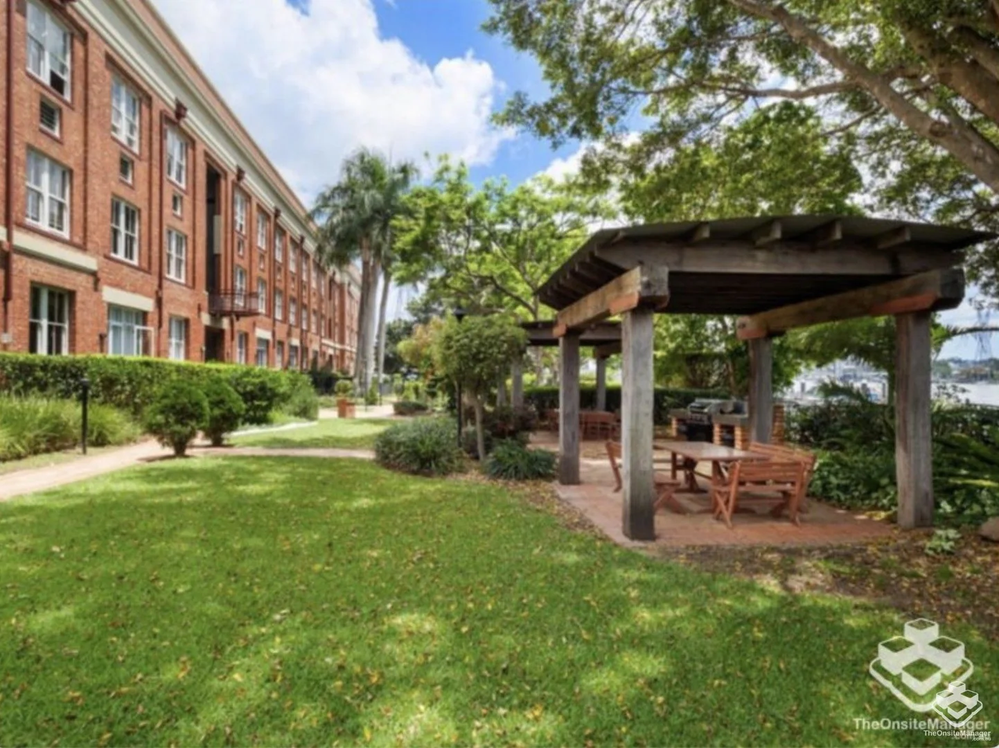 Additional image 8 of ID:21170955/53 VERNON TERRACE, Teneriffe QLD 4005