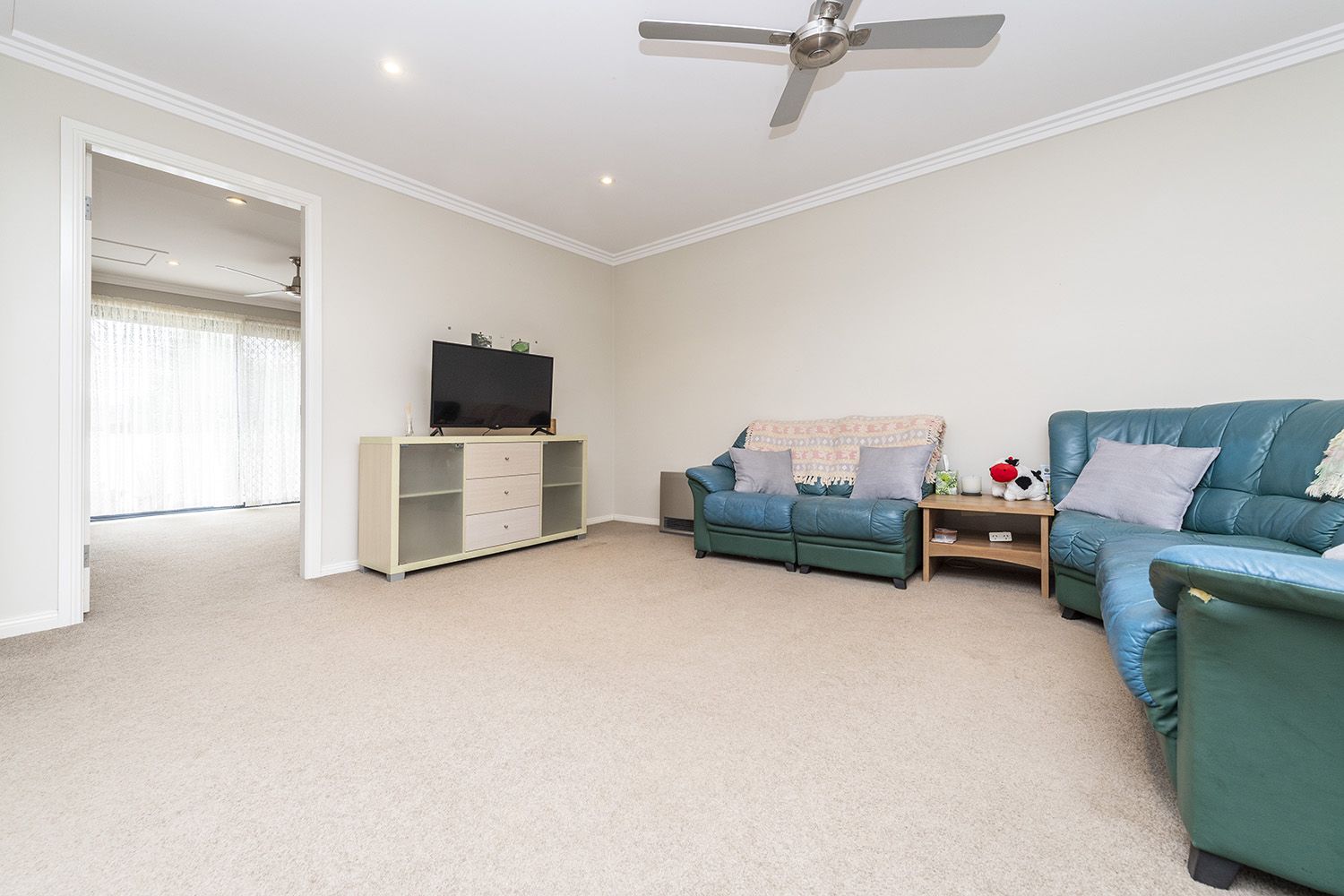 3/5 Alexander Close, Aberdeen NSW 2336, Image 2