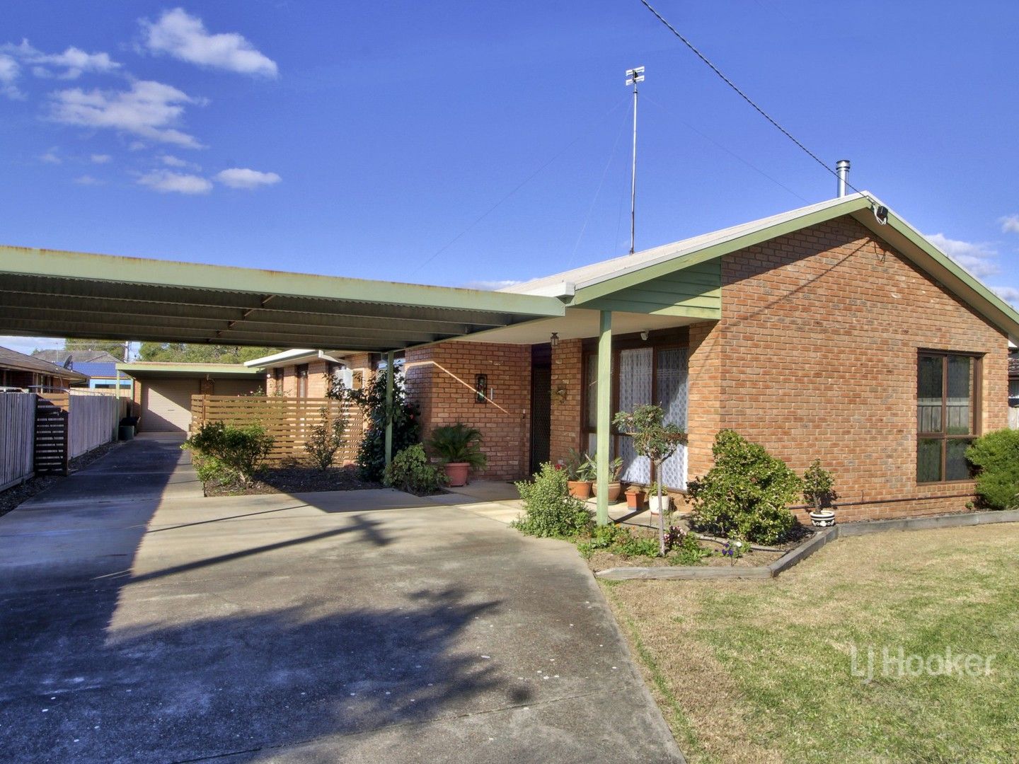 7 Garden Avenue, Bairnsdale VIC 3875, Image 0