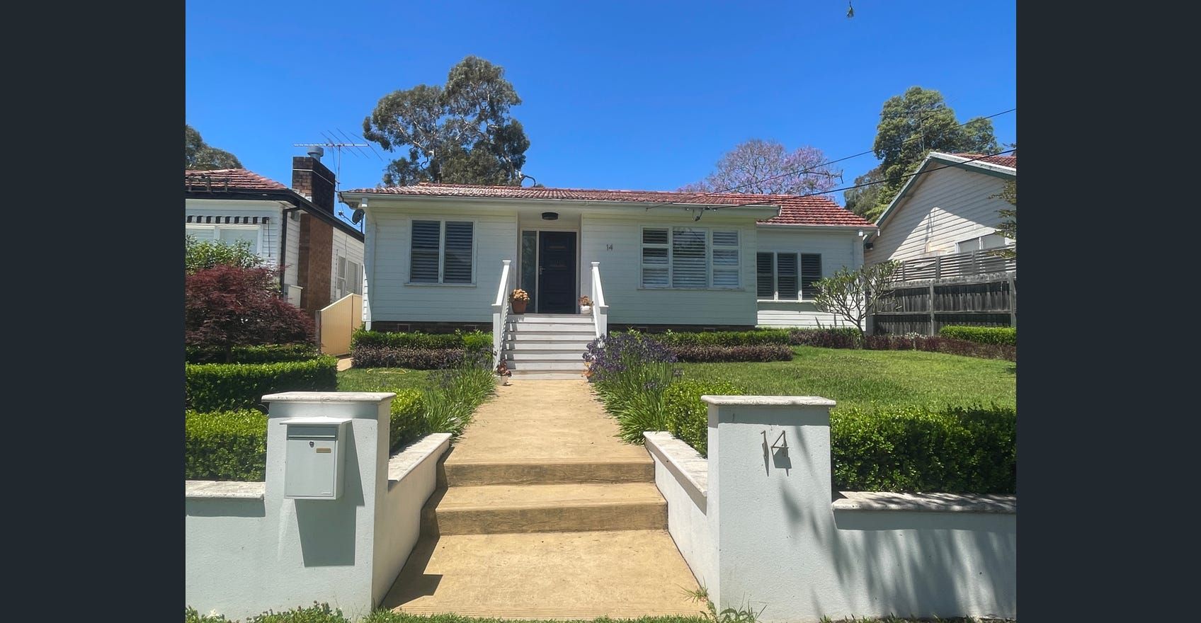 3 bedrooms House in 14 Kanoona Street CARINGBAH SOUTH NSW, 2229