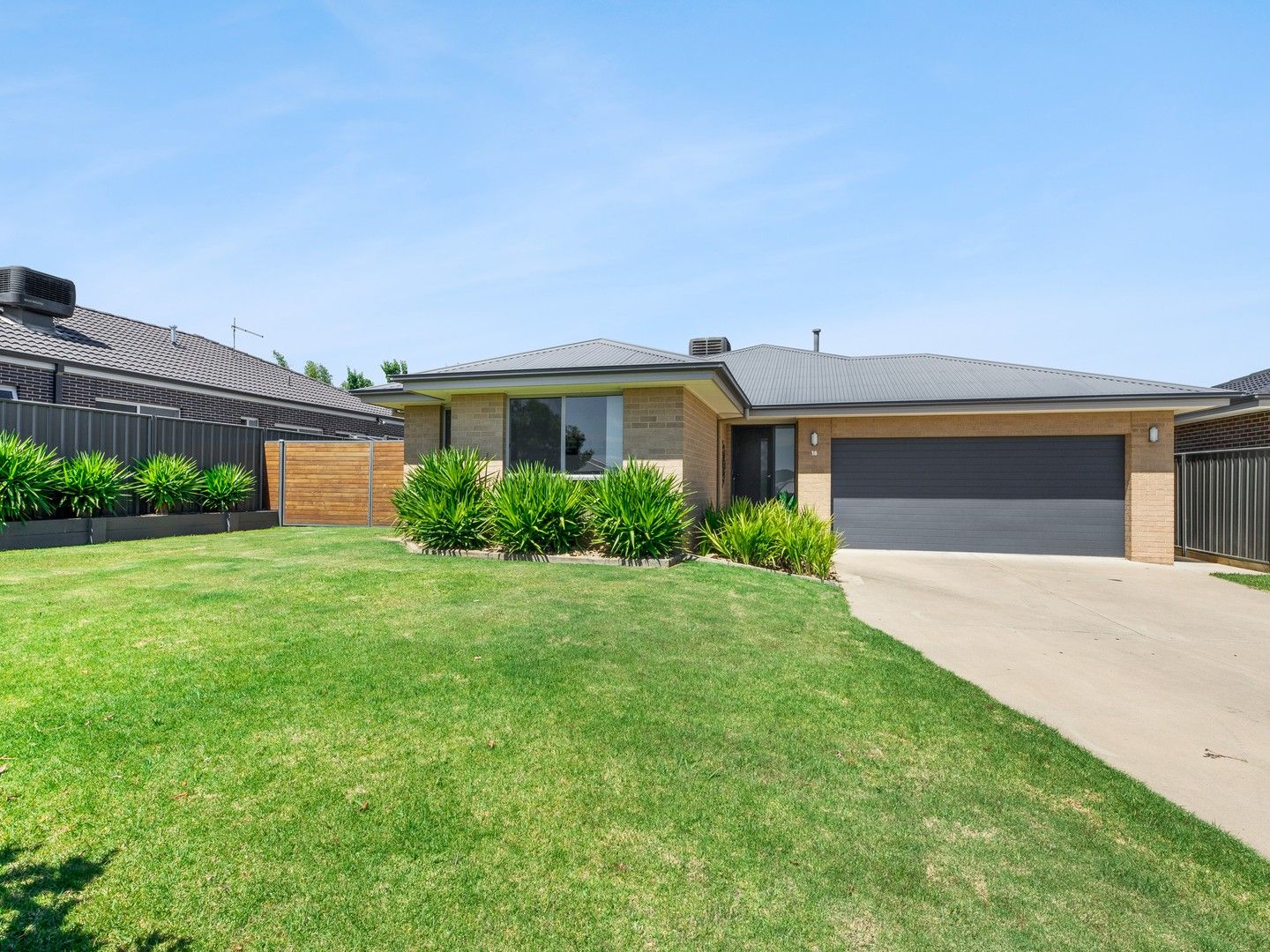 3 bedrooms House in 18 Lysterfield Lane WODONGA VIC, 3690