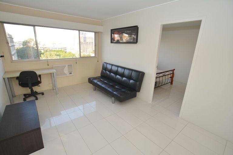 17/179 Kennigo Street, Spring Hill QLD 4000, Image 2