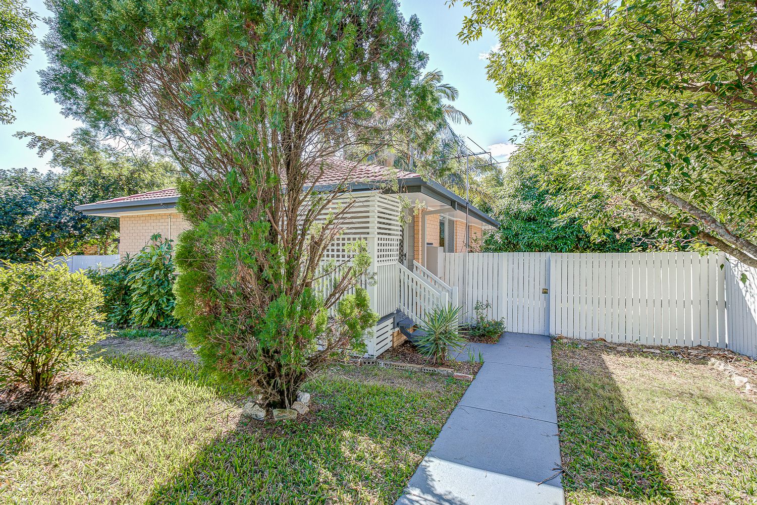 3 bedrooms House in 16 Maurice Court EAGLEBY QLD, 4207