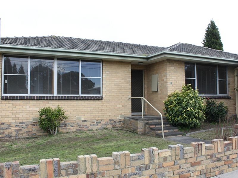 2 bedrooms Apartment / Unit / Flat in 1/56 Oakwood Avenue DANDENONG NORTH VIC, 3175