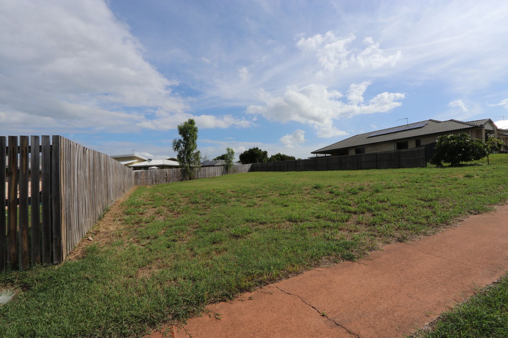 40 John Oxley Drive, Gracemere QLD 4702, Image 2