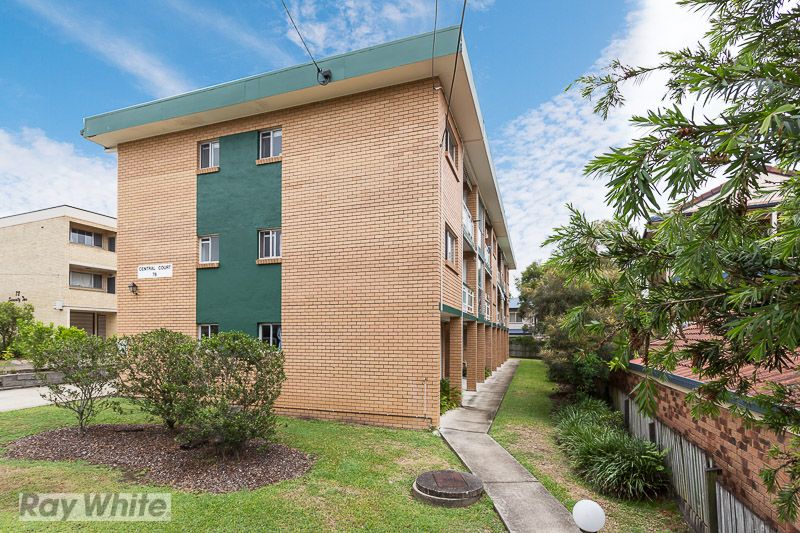 2/76 Kitchener Street, Coorparoo QLD 4151, Image 1