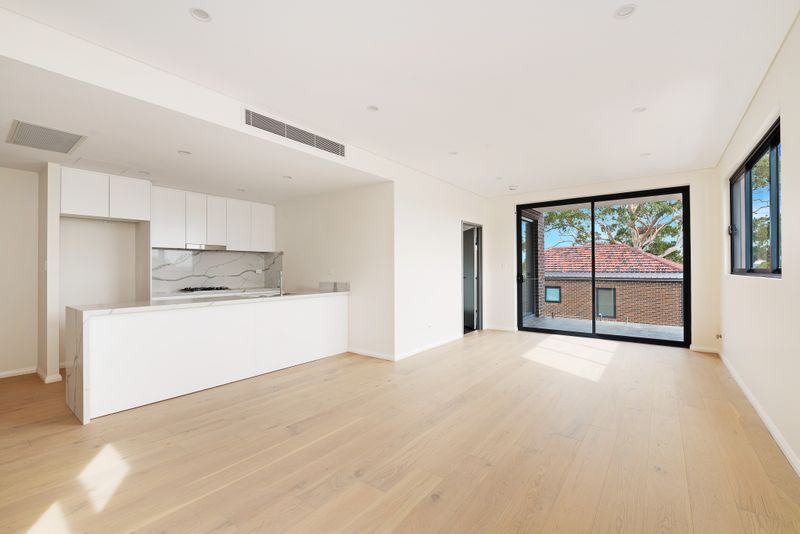 2 bedrooms Apartment / Unit / Flat in 416/7 Pittwater Road GLADESVILLE NSW, 2111