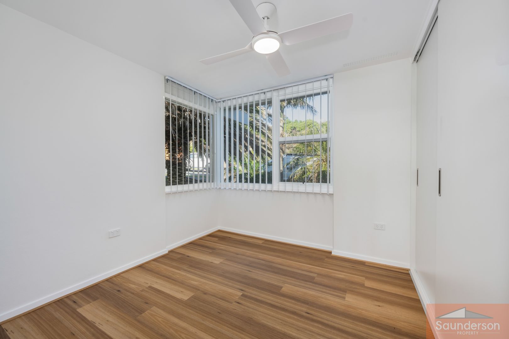 Unit 4/18 Memorial Dr, The Hill NSW 2300, Image 2