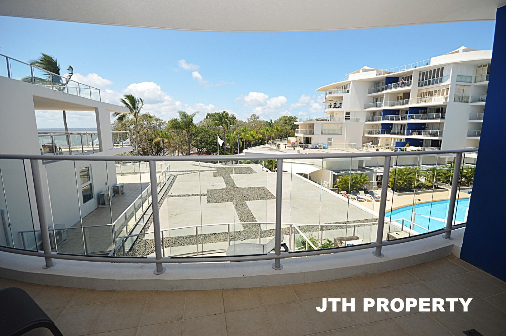 224-569-esplanade-urangan-qld-4655-domain