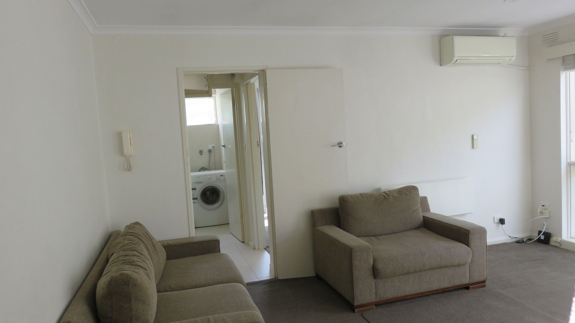 2 bedrooms Apartment / Unit / Flat in UNIT 10/28 TIVOLI ROAD SOUTH YARRA VIC, 3141