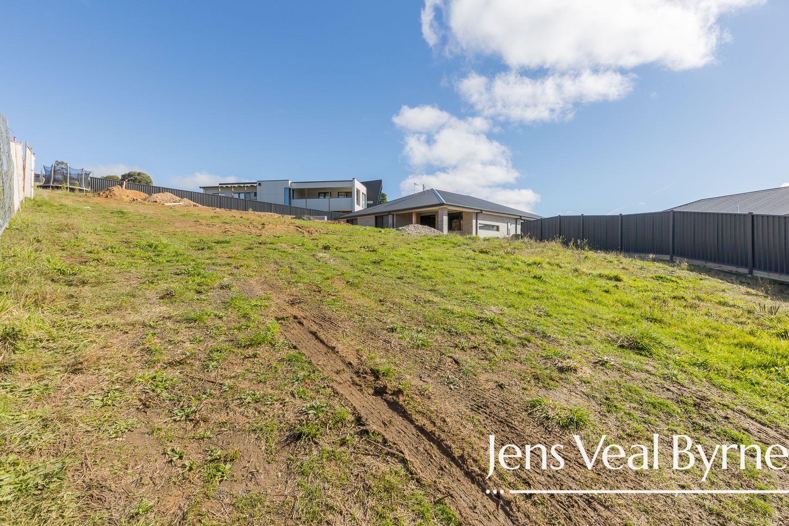 10 Observation Court, Brown Hill VIC 3350, Image 2