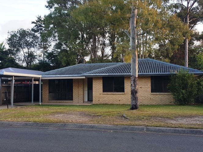 3 bedrooms House in 16 Levestam Court CARRARA QLD, 4211