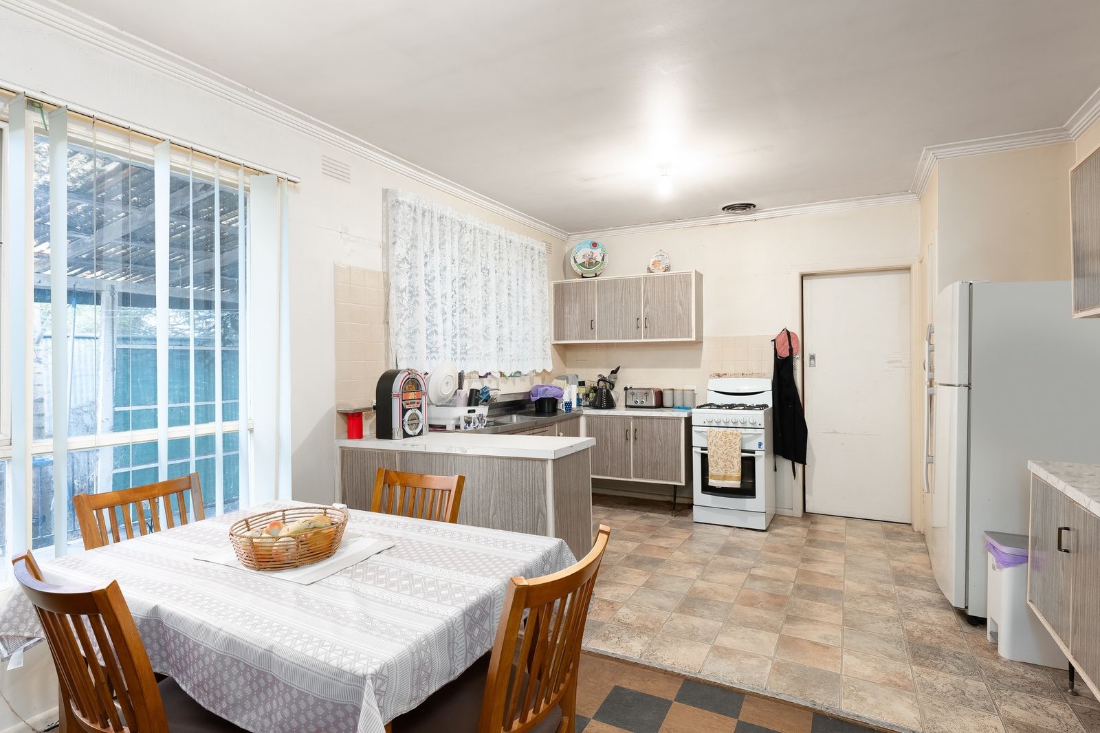 83 Settlement Road, Belmont VIC 3216 Domain