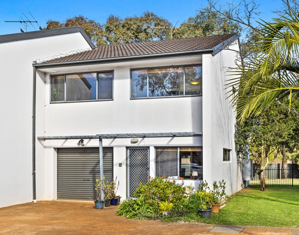 4/6 Hambledon Road, Quakers Hill NSW 2763