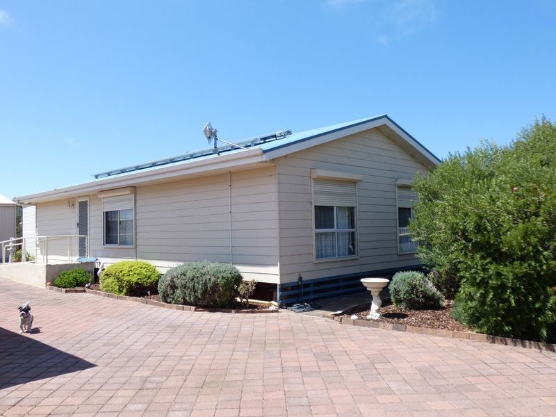 4 Perry Street, Edithburgh SA 5583, Image 1