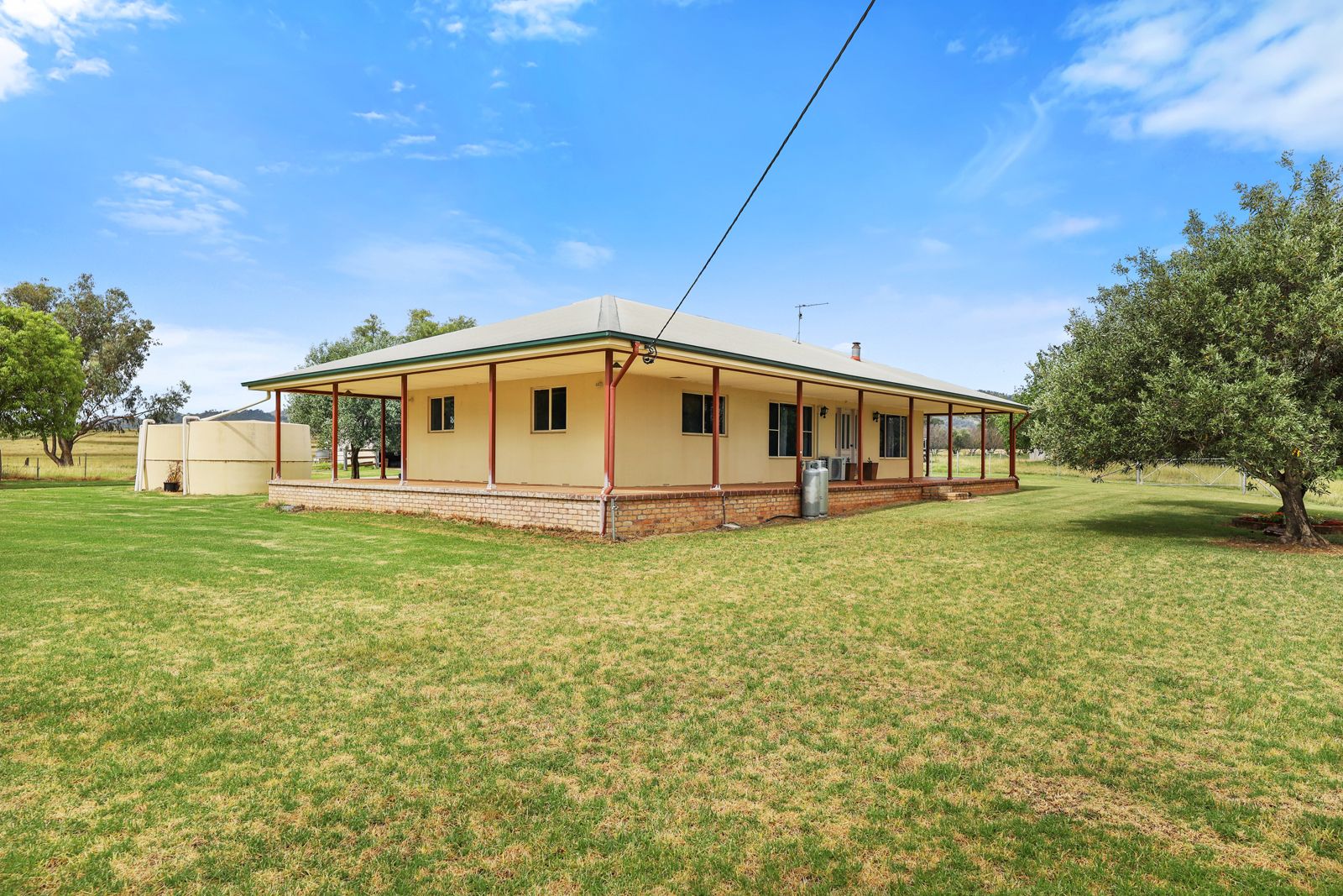 2142 Gowrie Road, Tamworth NSW 2340, Image 2