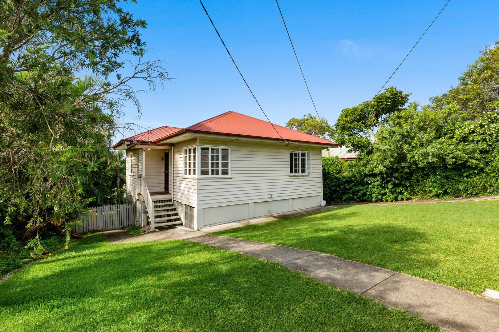 3 bedrooms House in 34 Buzacott Street CARINA HEIGHTS QLD, 4152