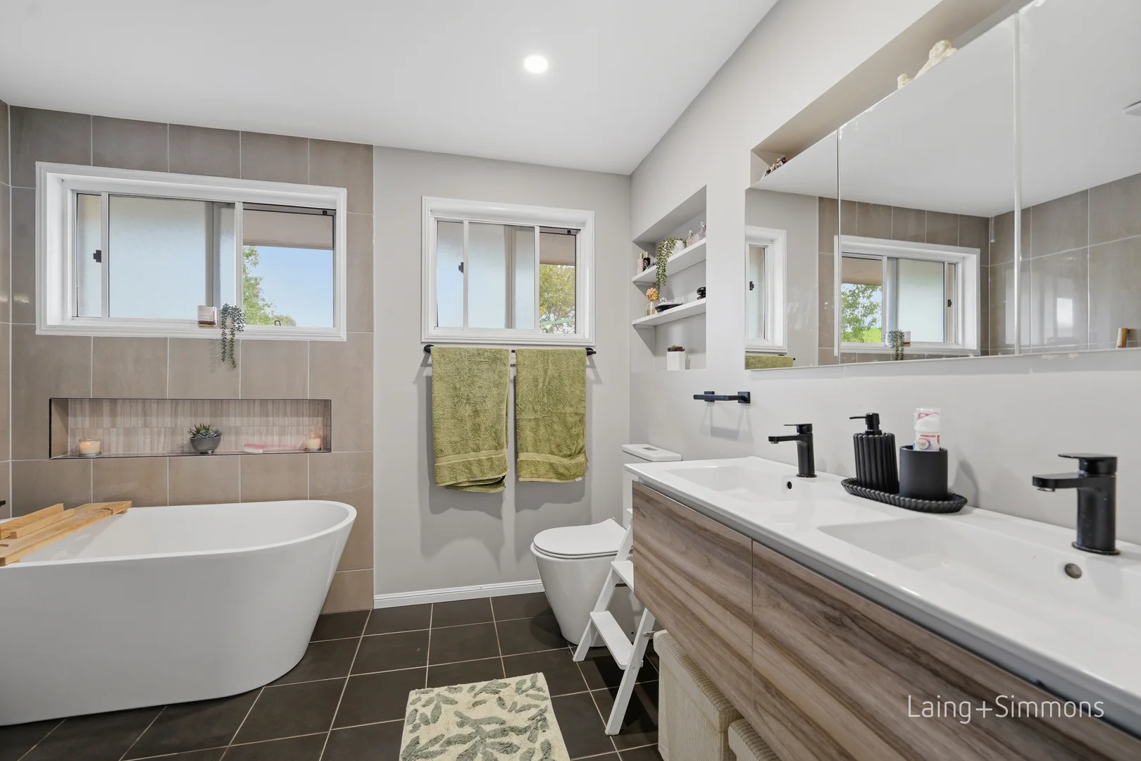 Additional image 7 of 1 Phyllis Crescent, Armidale NSW 2350