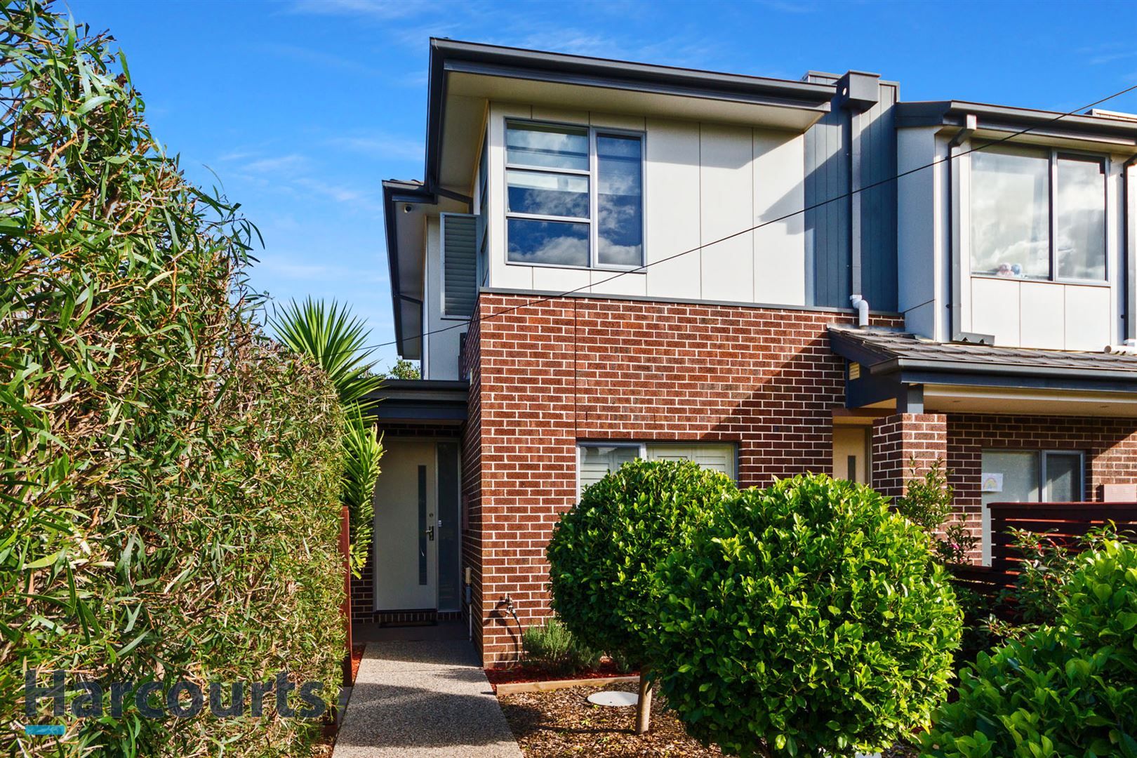 3 bedrooms Townhouse in 1/11 Spurling Street MAIDSTONE VIC, 3012