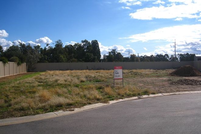 Picture of 45 Heather Circuit, MULWALA NSW 2647