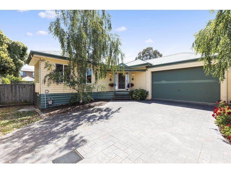 3 bedrooms House in 21A Victoria Avenue MITCHAM VIC, 3132