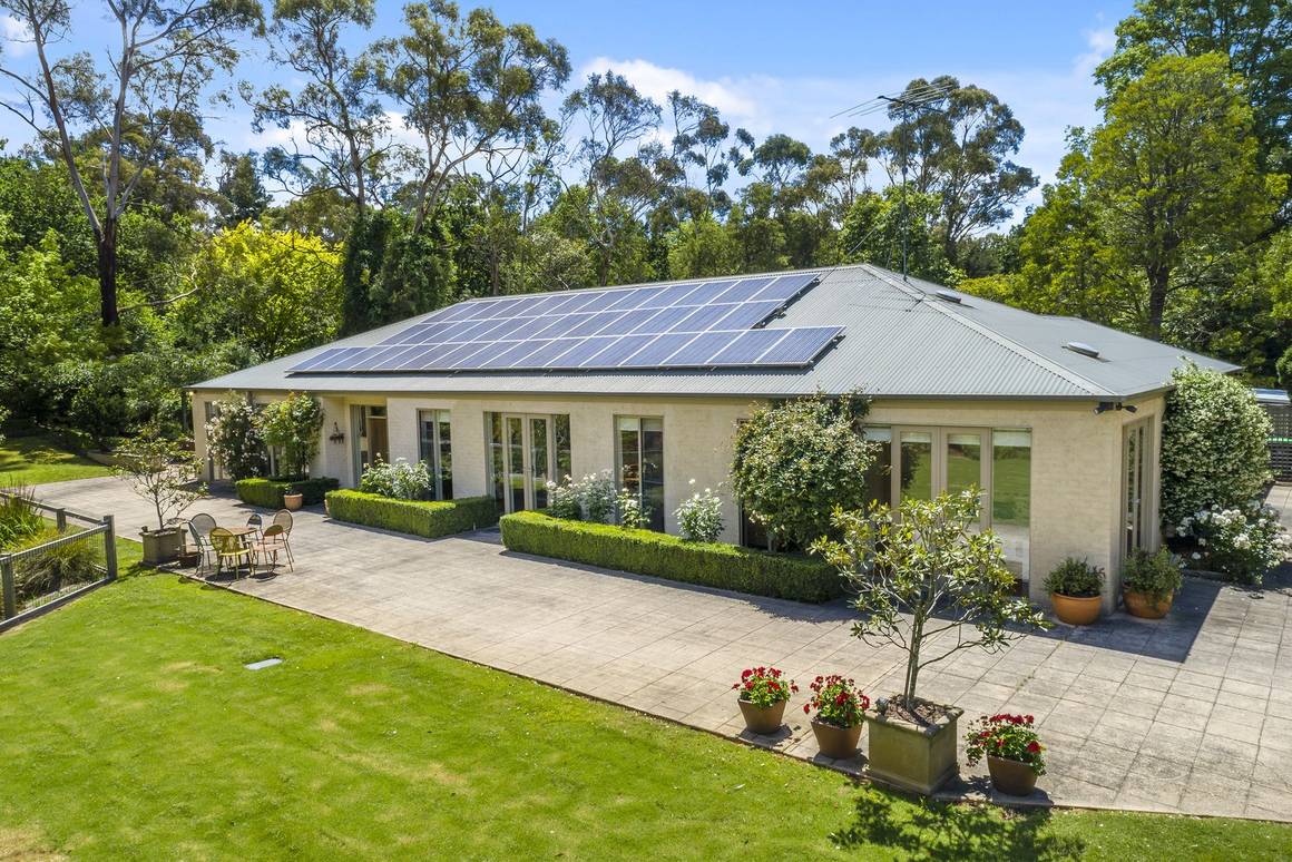 Picture of 10 Ferrier Street, MOUNT MACEDON VIC 3441