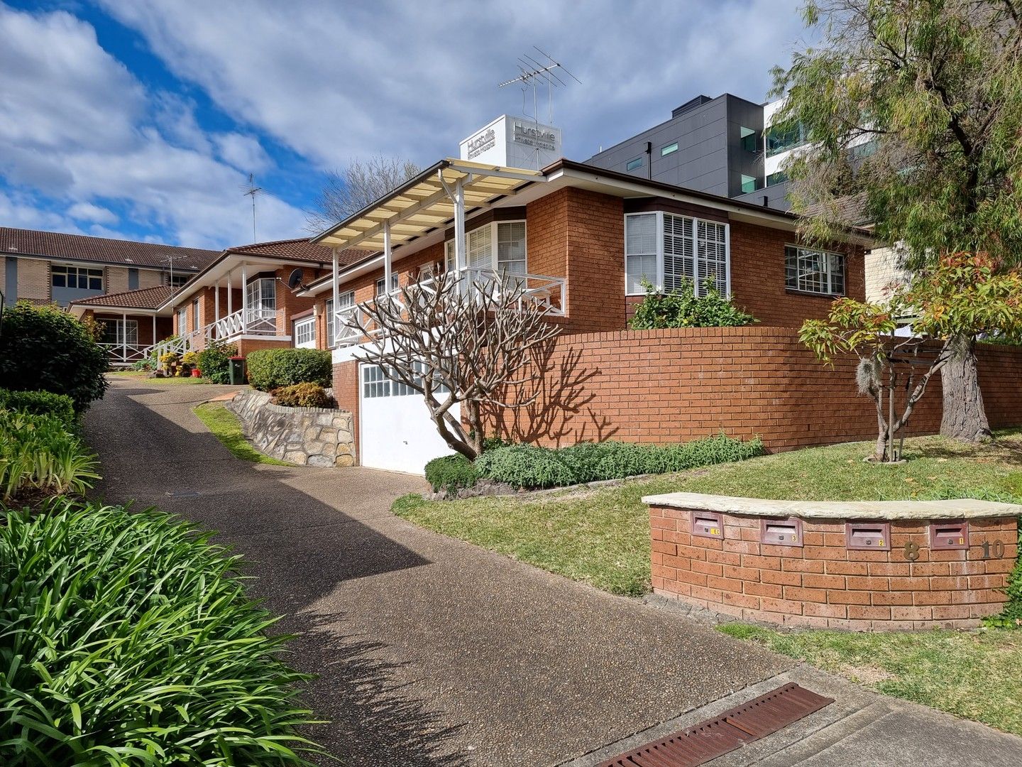 3 bedrooms Villa in 2/8-10 Millett St HURSTVILLE NSW, 2220