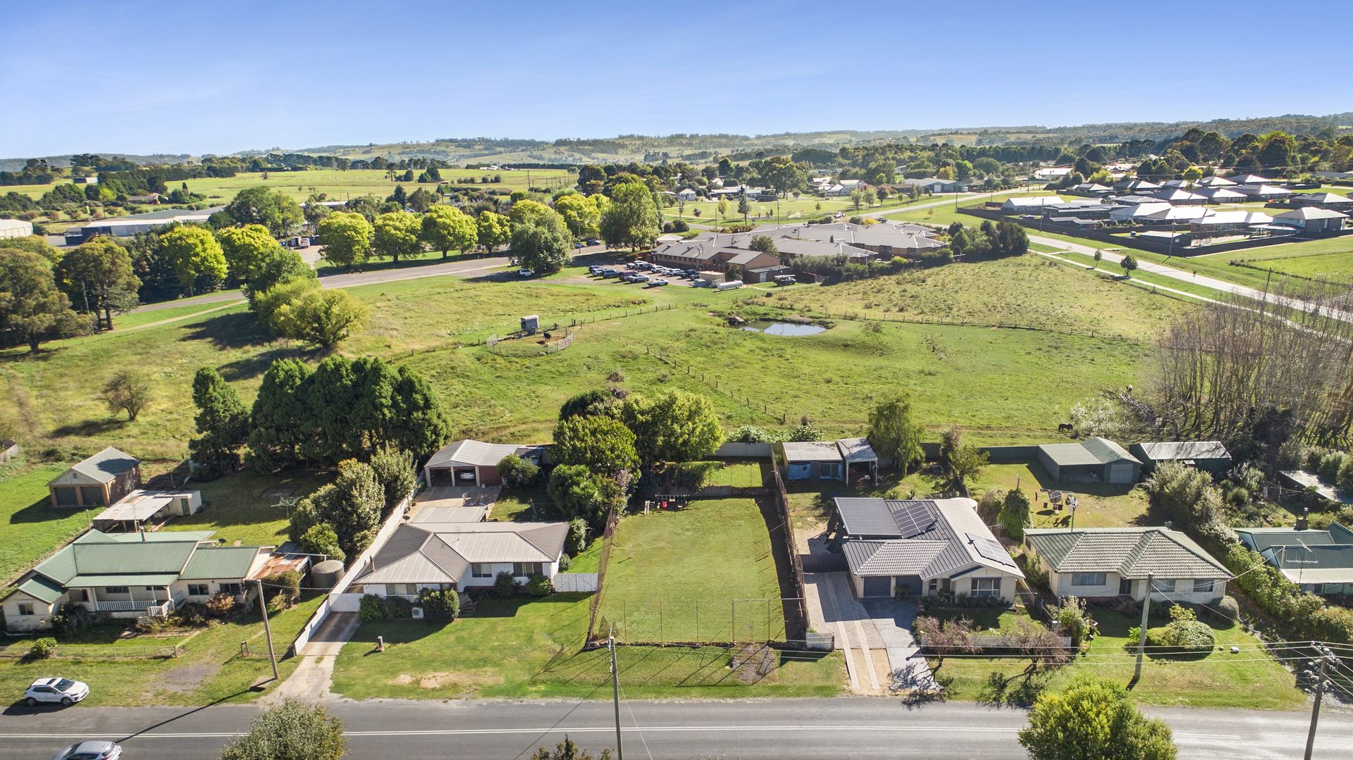 14 Carr Street, Crookwell NSW 2583, Image 1