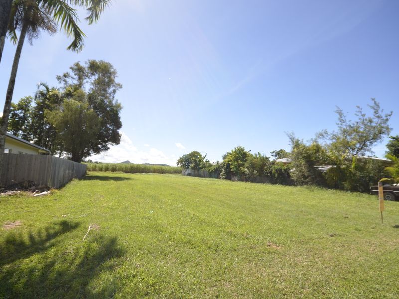 26 Middlemiss Street, Mossman QLD 4873, Image 2