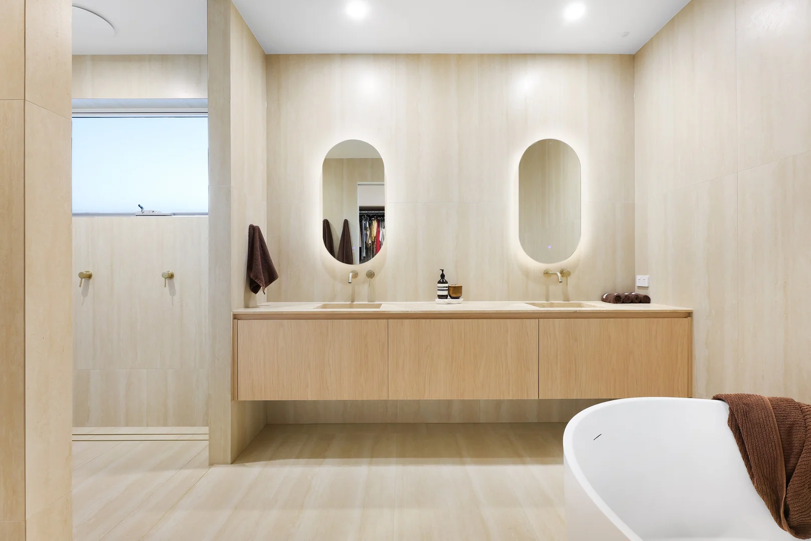 Additional image 11 of 9049 The Point Circuit, Sanctuary Cove QLD 4212