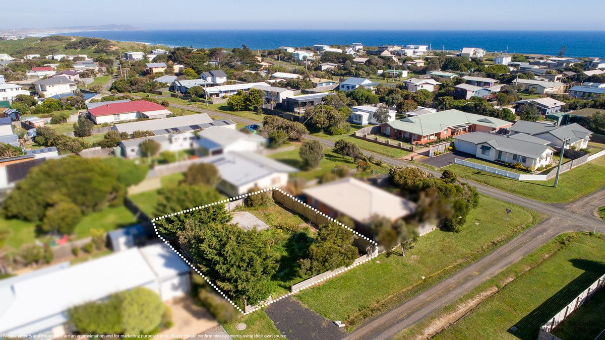 13 Lawson Street, Surf Beach VIC 3922, Image 0