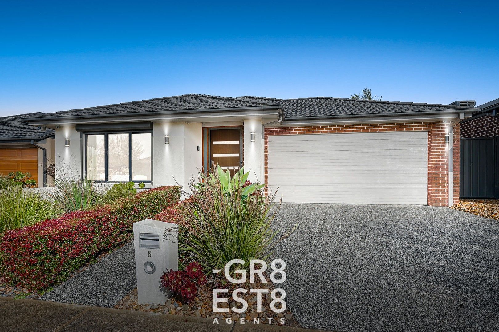 4 bedrooms House in 5 ZEUS AVENUE CRANBOURNE WEST VIC, 3977