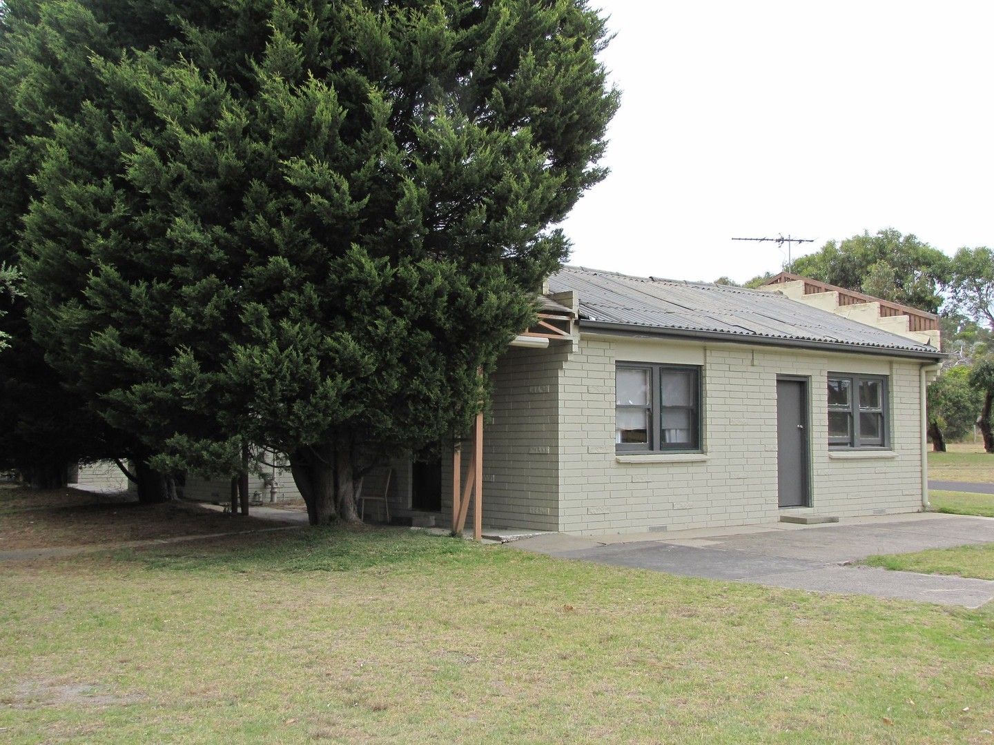 1 bedrooms House in 2/175 Bonnyvale Rd OCEAN GROVE VIC, 3226