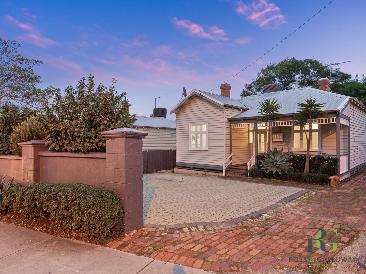 2 bedrooms House in 358 Canning Highway BICTON WA, 6157