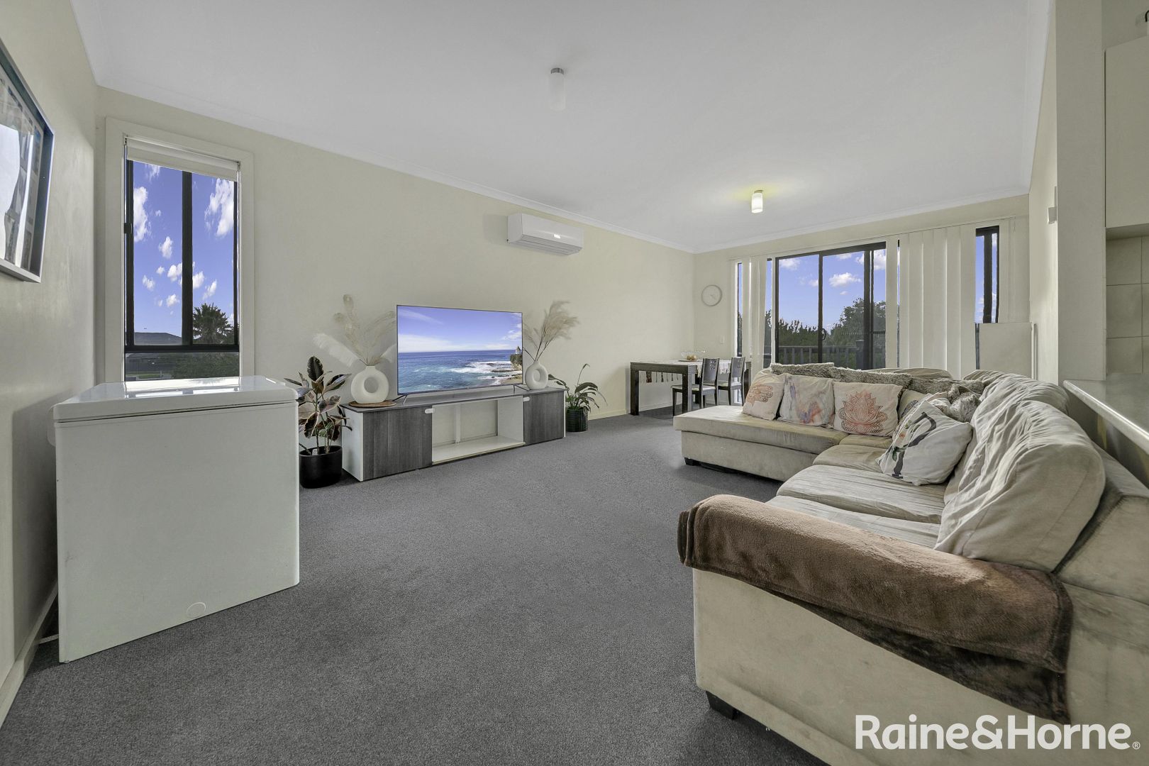 21/9 Petrea Place, Harkness VIC 3337, Image 2