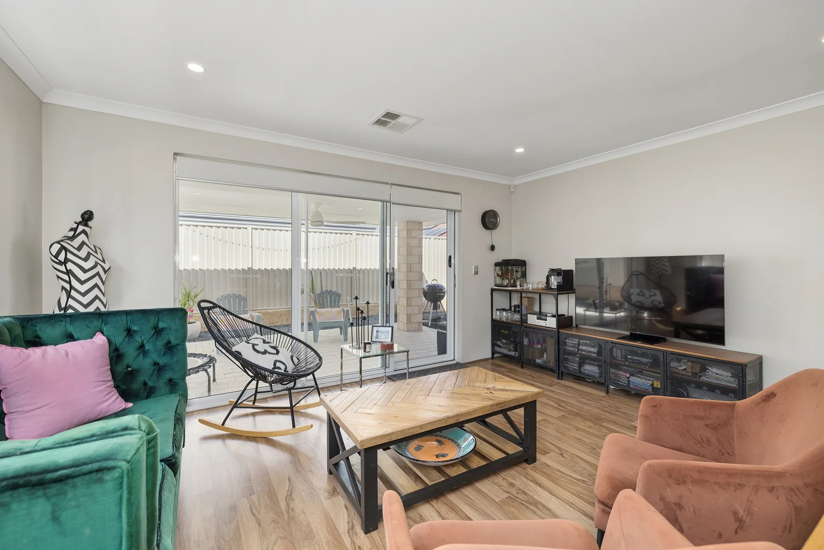 Additional image 11 of 4 Fernhill Promenade, Harrisdale WA 6112