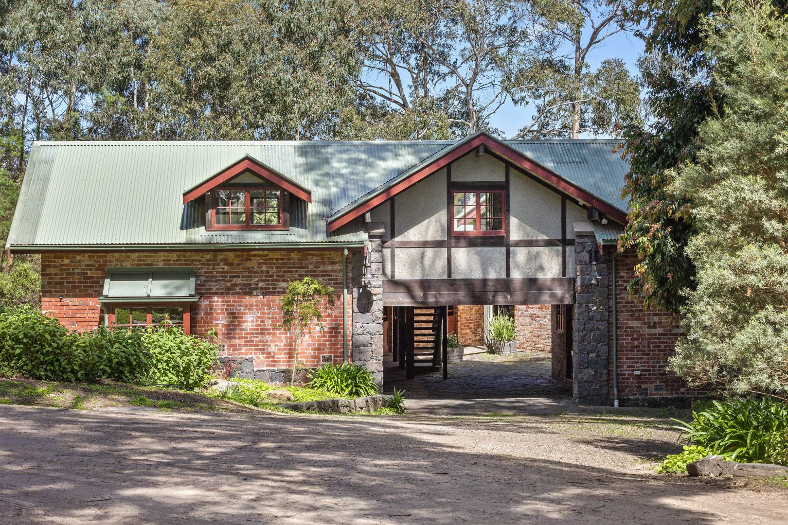 183 Arthurs Seat Road, Red Hill VIC 3937, Image 2