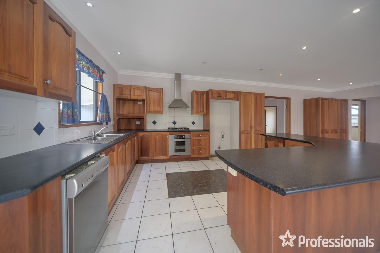 60 Worrigee Road, Worrigee NSW 2540, Image 2