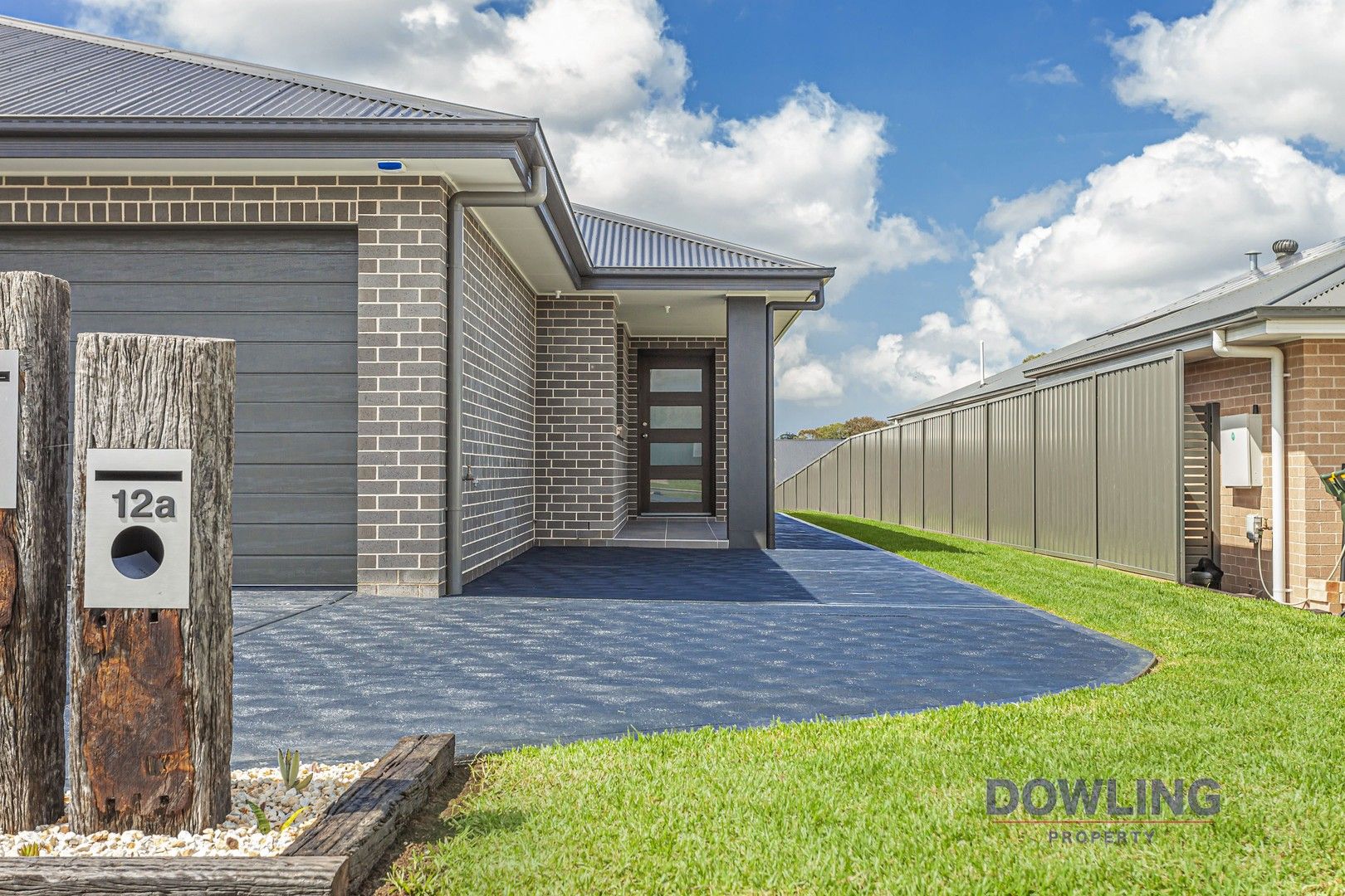 2 bedrooms House in 12A Gardenia Drive MEDOWIE NSW, 2318