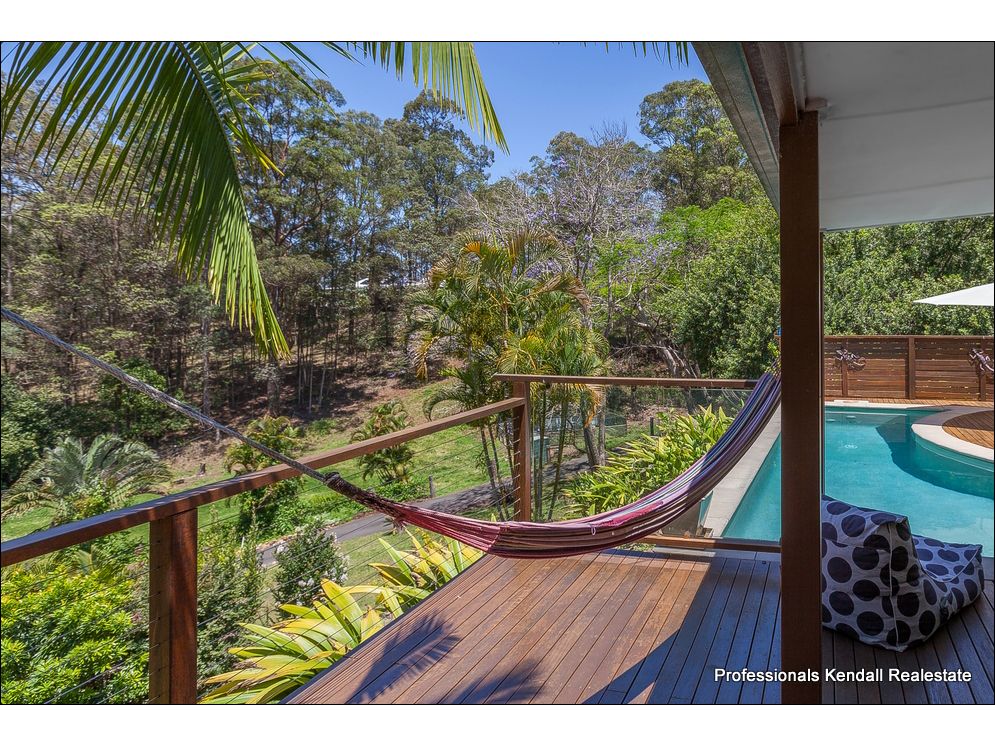 105 Henri Robert Drive, Clagiraba QLD 4211, Image 1