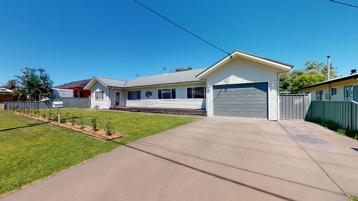 11 Bridge Street, Gunnedah NSW 2380 House For Rent 580 Domain