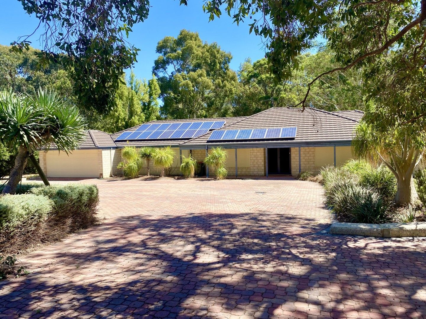 5 bedrooms House in  MYALUP WA, 6220