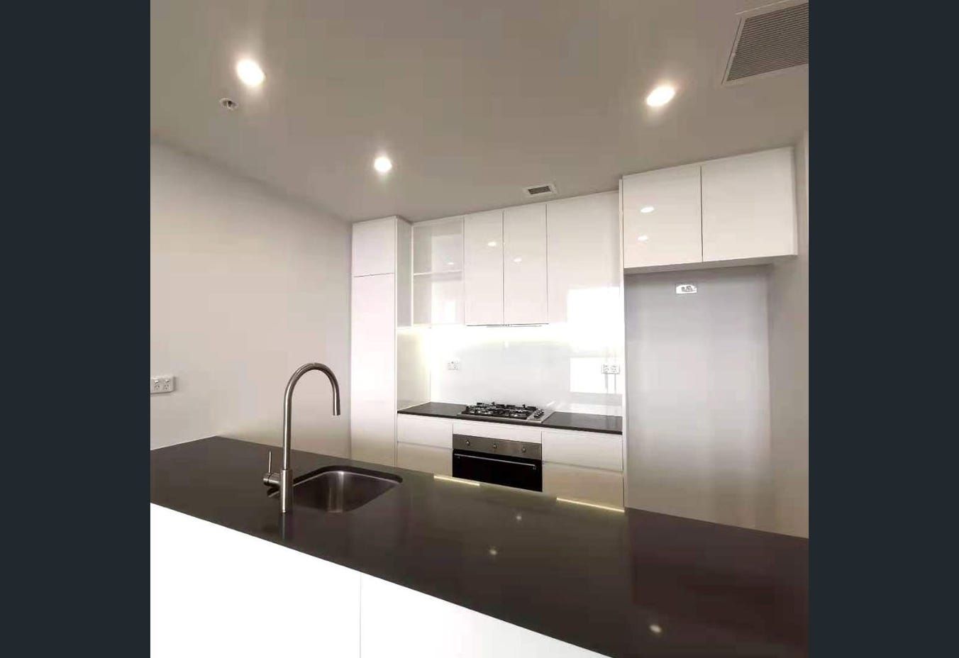 1 bedrooms Apartment / Unit / Flat in 39 Devlin St RYDE NSW, 2112