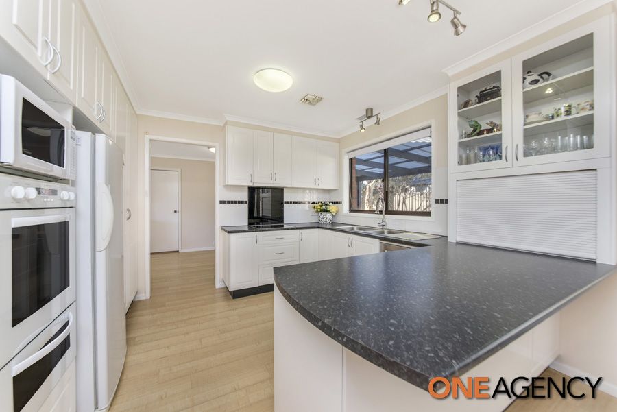 2 Barangaroo Street, Chisholm ACT 2905, Image 2