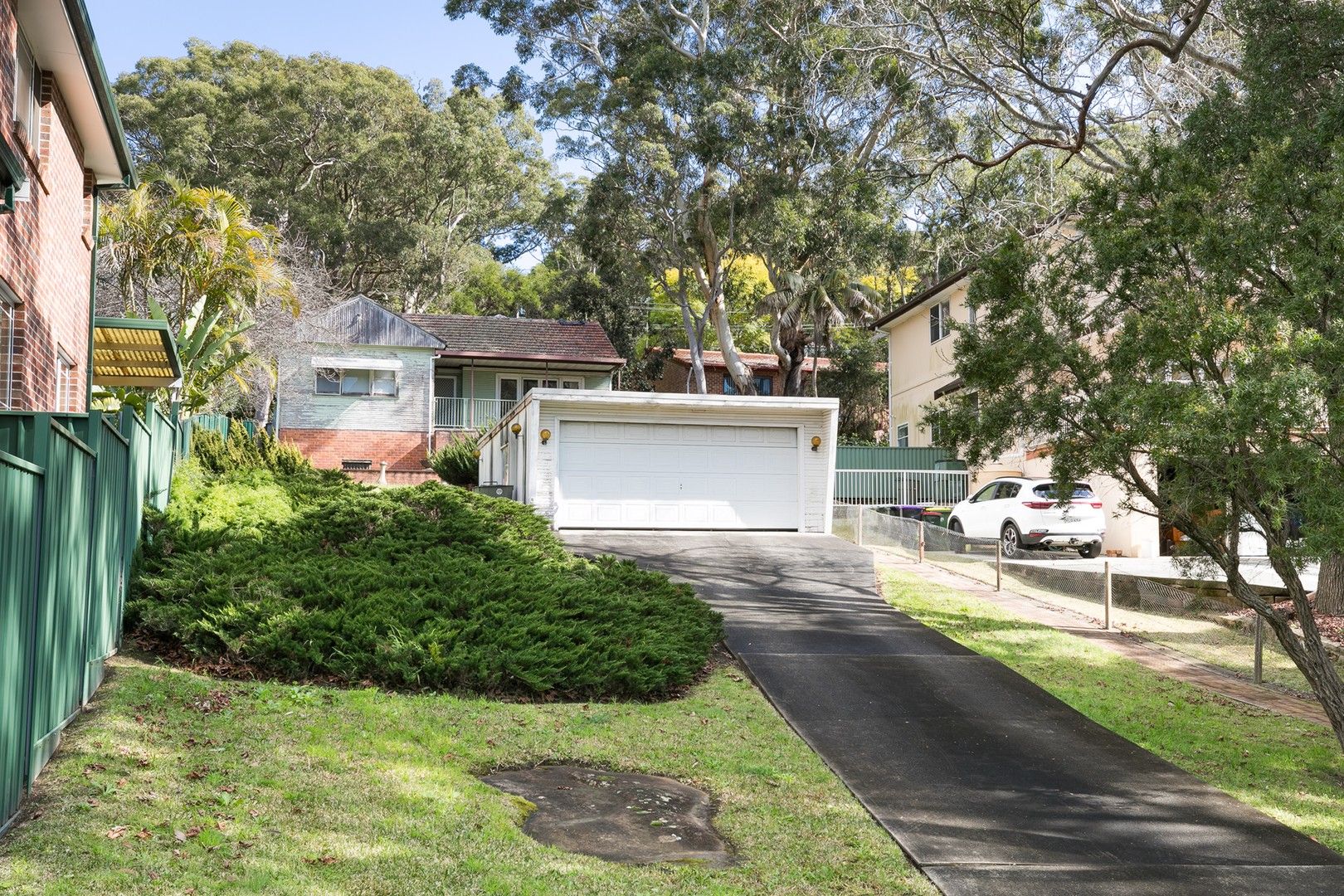 2 bedrooms House in 49 Como Road OYSTER BAY NSW, 2225