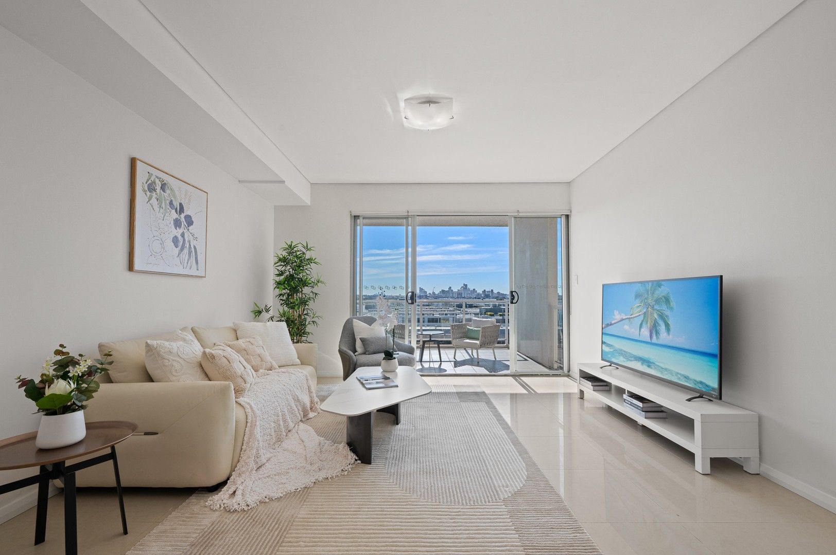 2 bedrooms Apartment / Unit / Flat in 703/19-21 Church Avenue MASCOT NSW, 2020